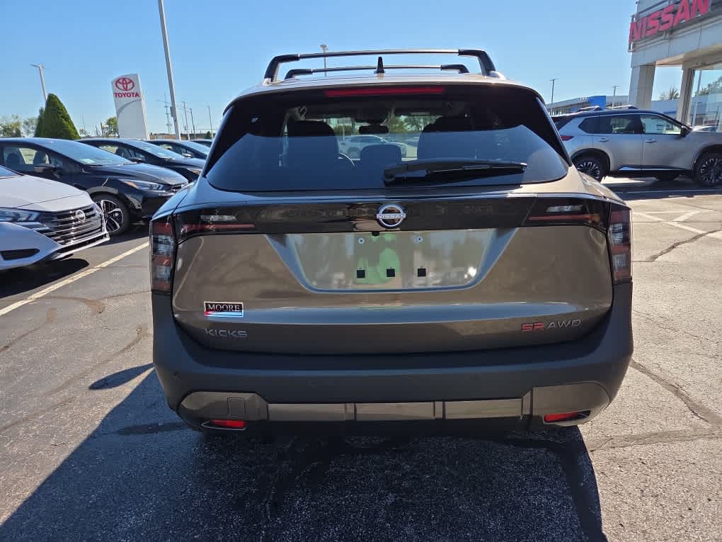2026 Nissan Kicks SR