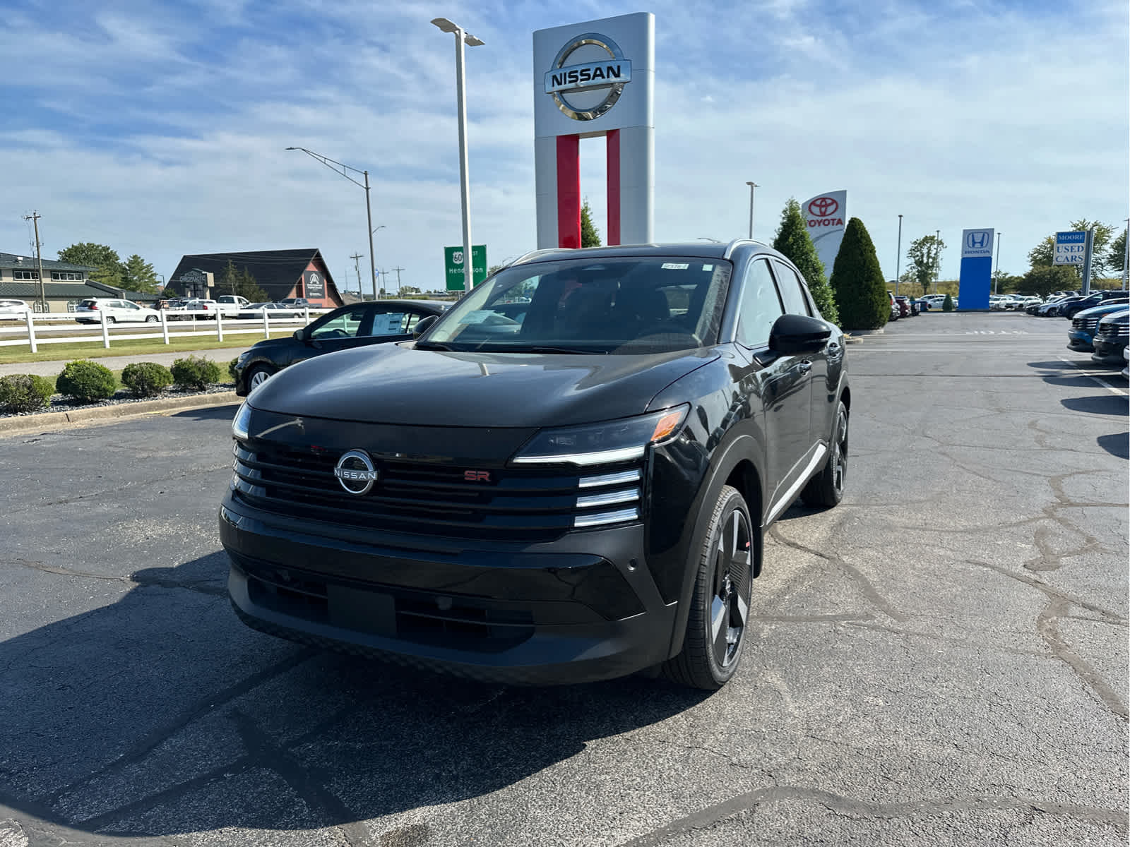 2025 Nissan Kicks SR