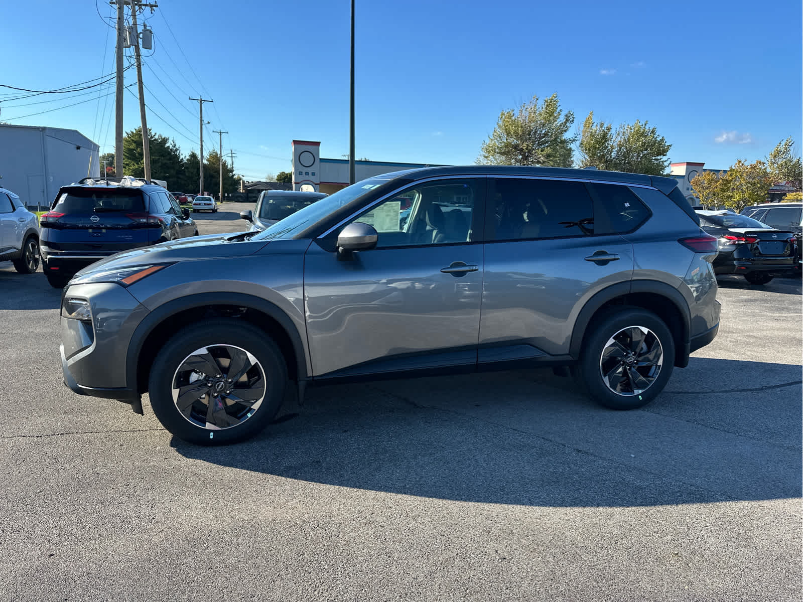 2026 Nissan Rogue SV