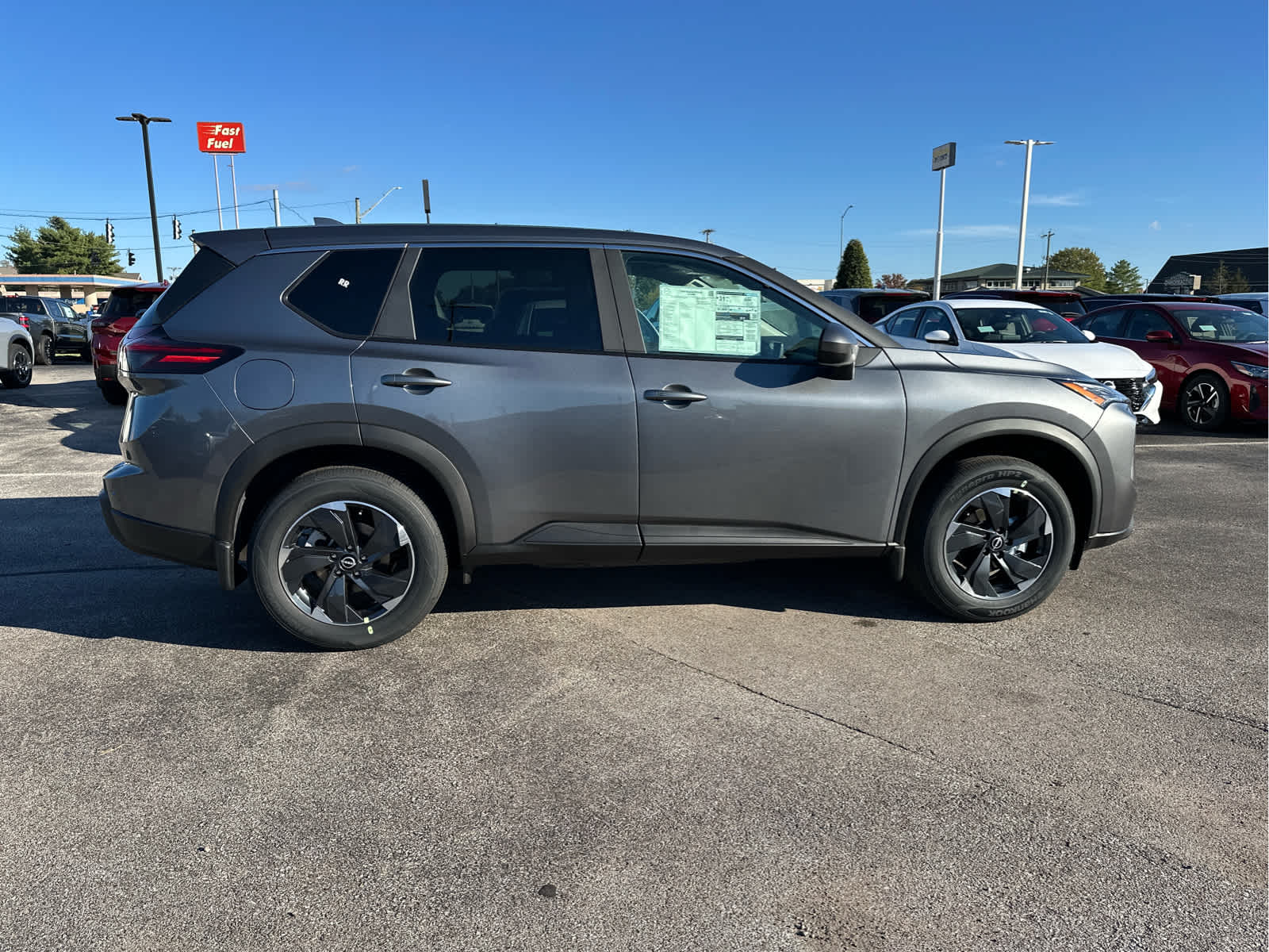 2026 Nissan Rogue SV