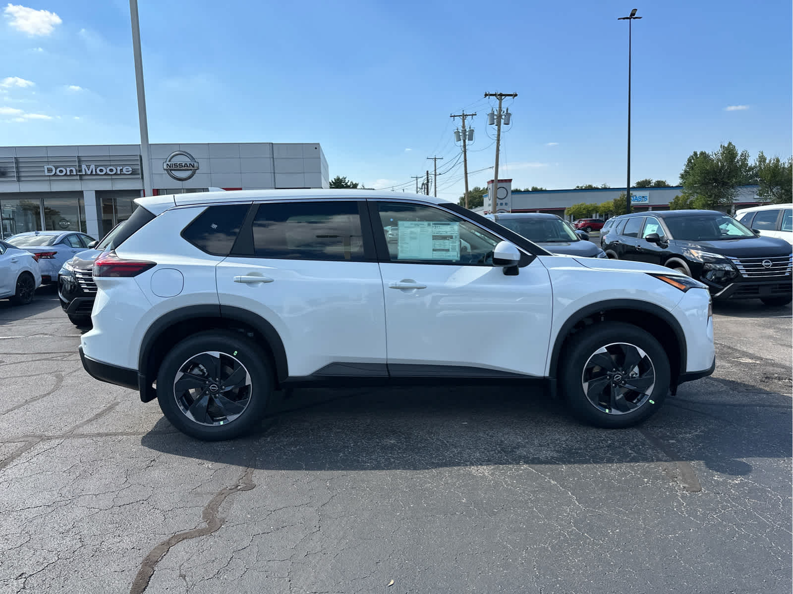 2026 Nissan Rogue SV