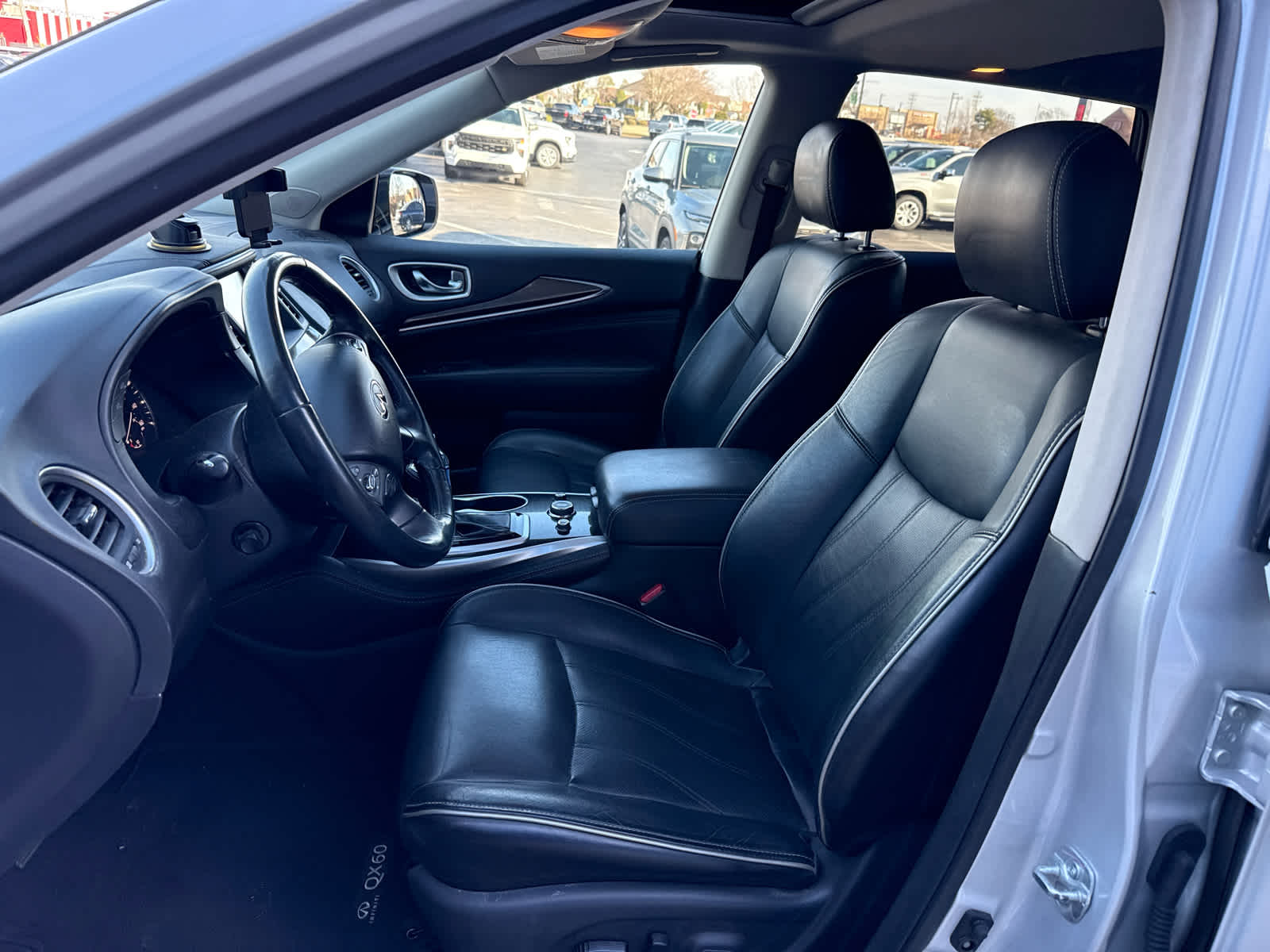 2018 INFINITI QX60 Base