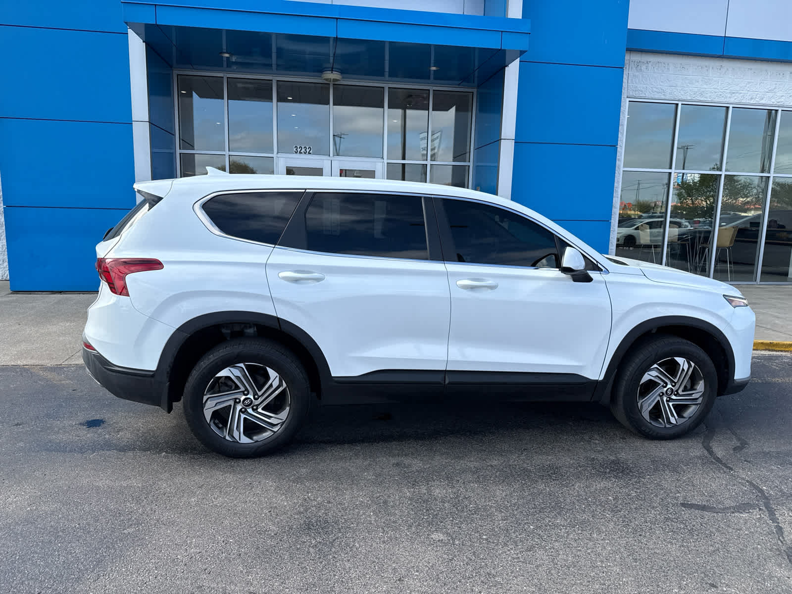 2022 Hyundai Santa Fe SE