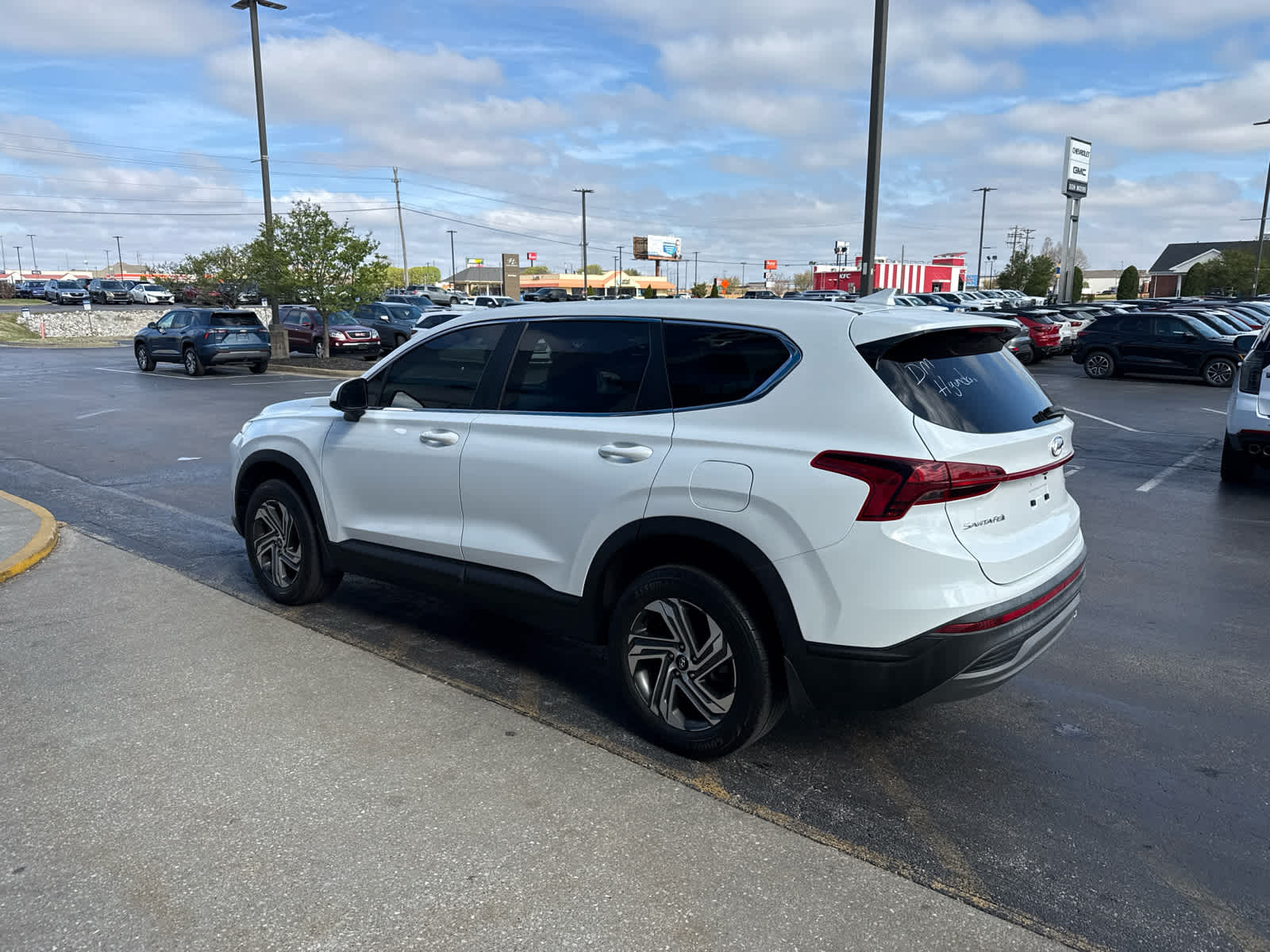 2022 Hyundai Santa Fe SE