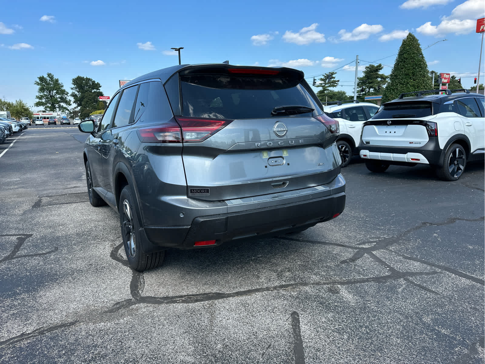 2026 Nissan Rogue SV