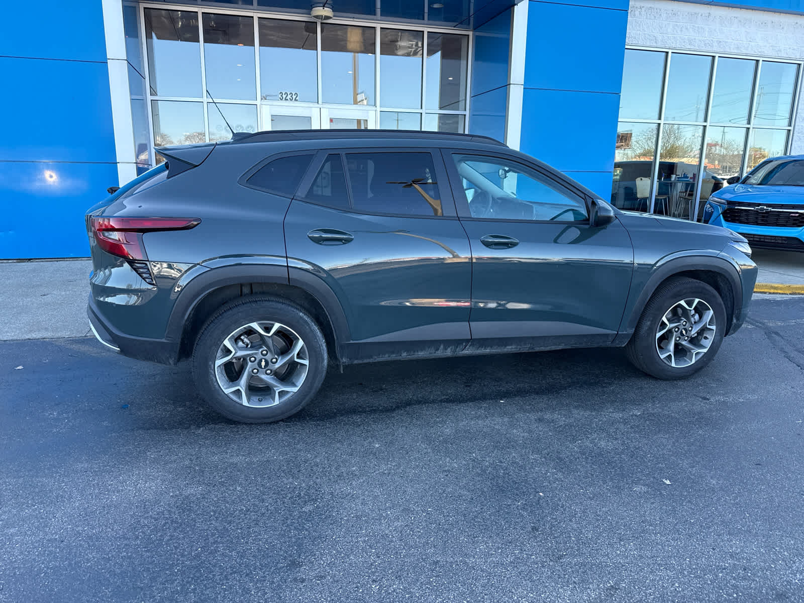 2025 Chevrolet Trax LT