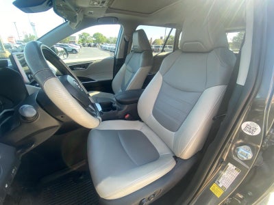 2023 Toyota RAV4 XLE Premium