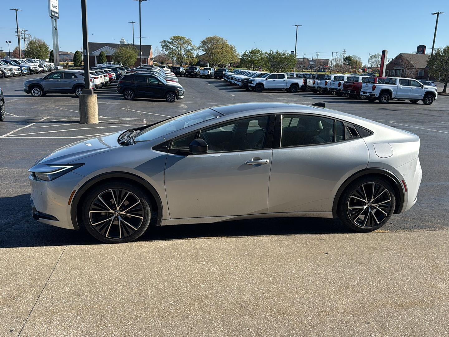 2023 Toyota Prius LE