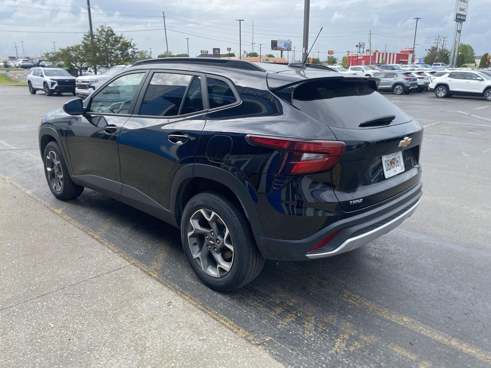 2025 Chevrolet Trax LT