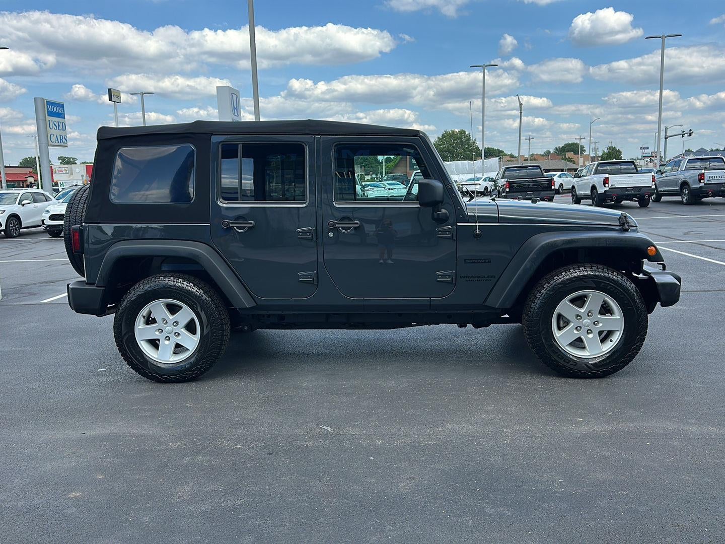 2016 Jeep Wrangler Unlimited Sport