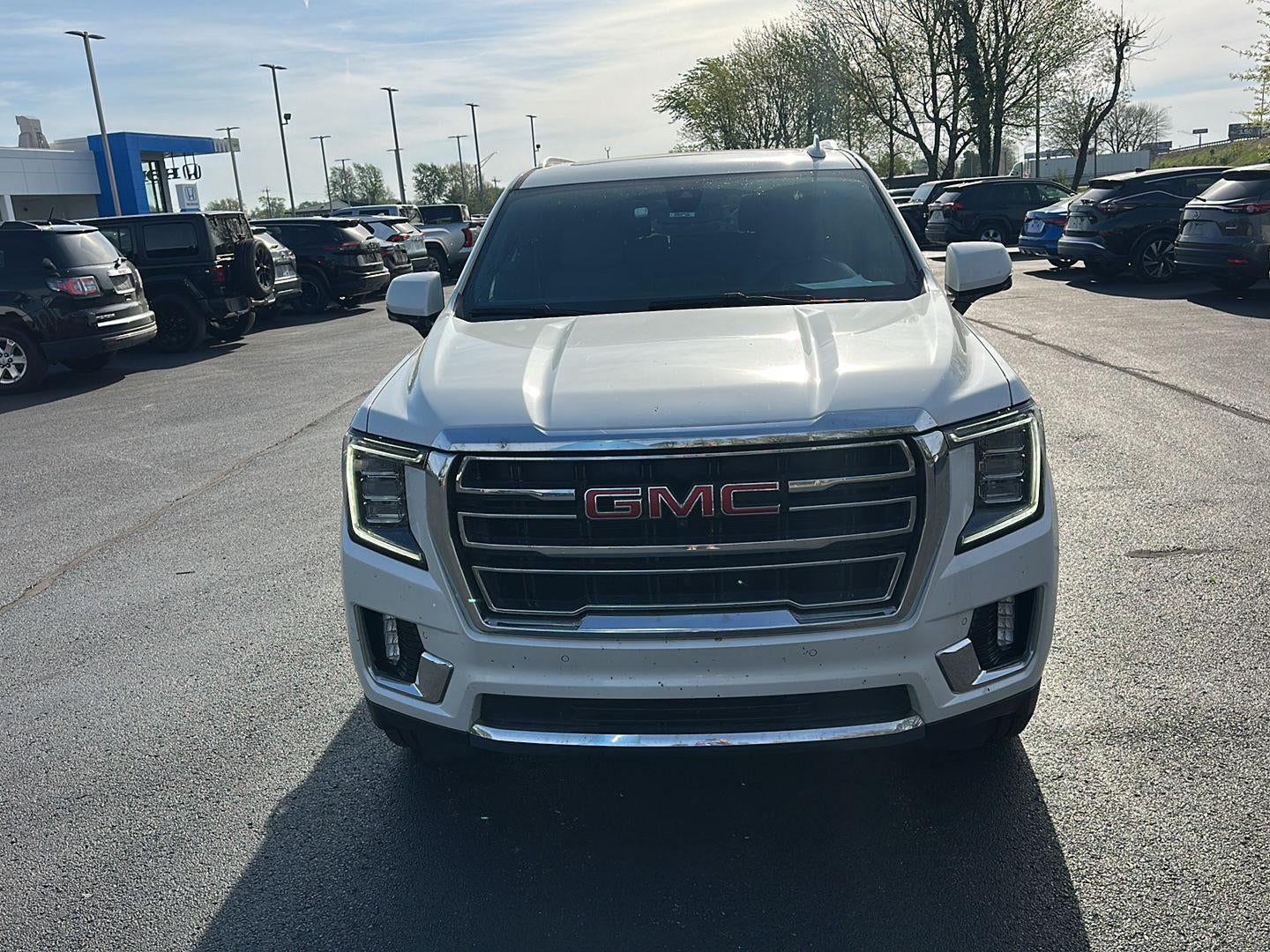 2022 GMC Yukon SLT