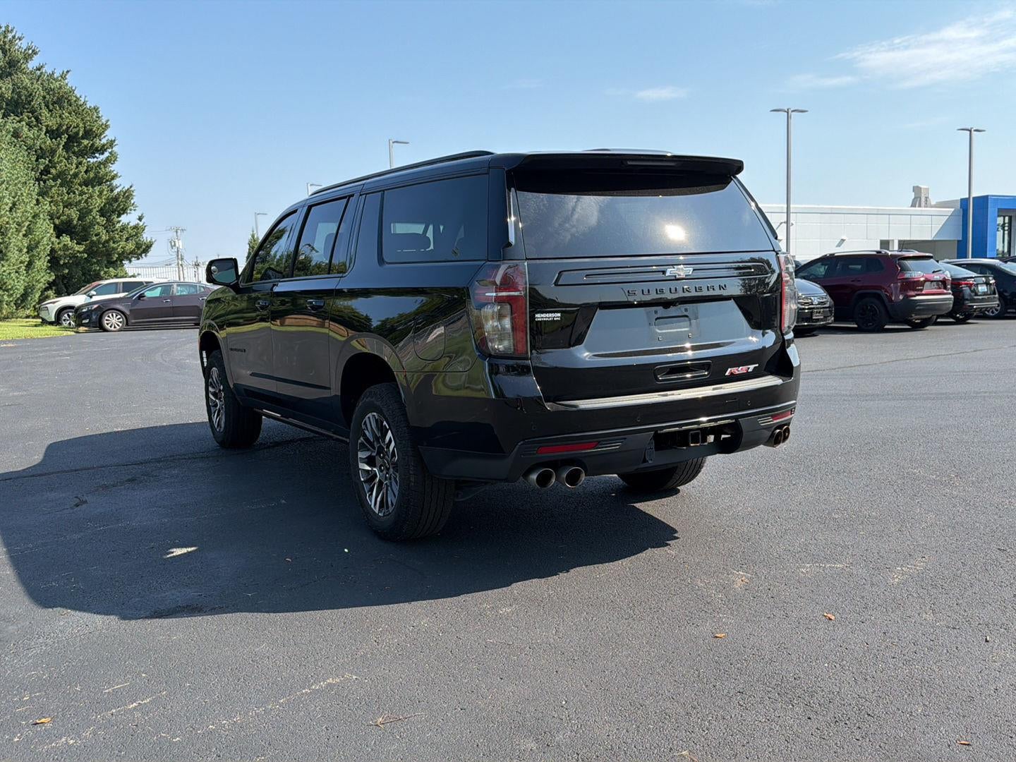 2023 Chevrolet Suburban RST