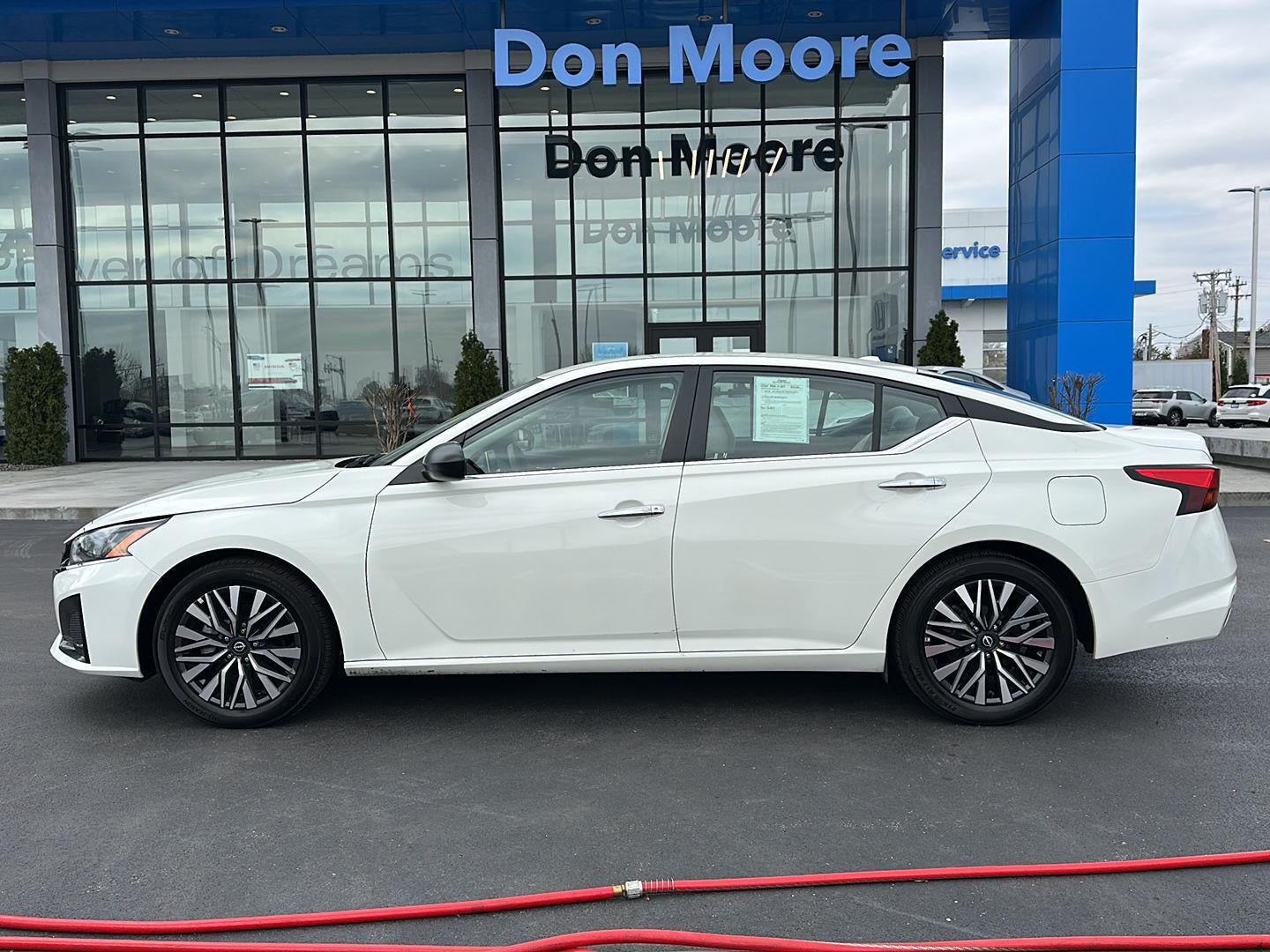 2025 Nissan ALTIMA SV