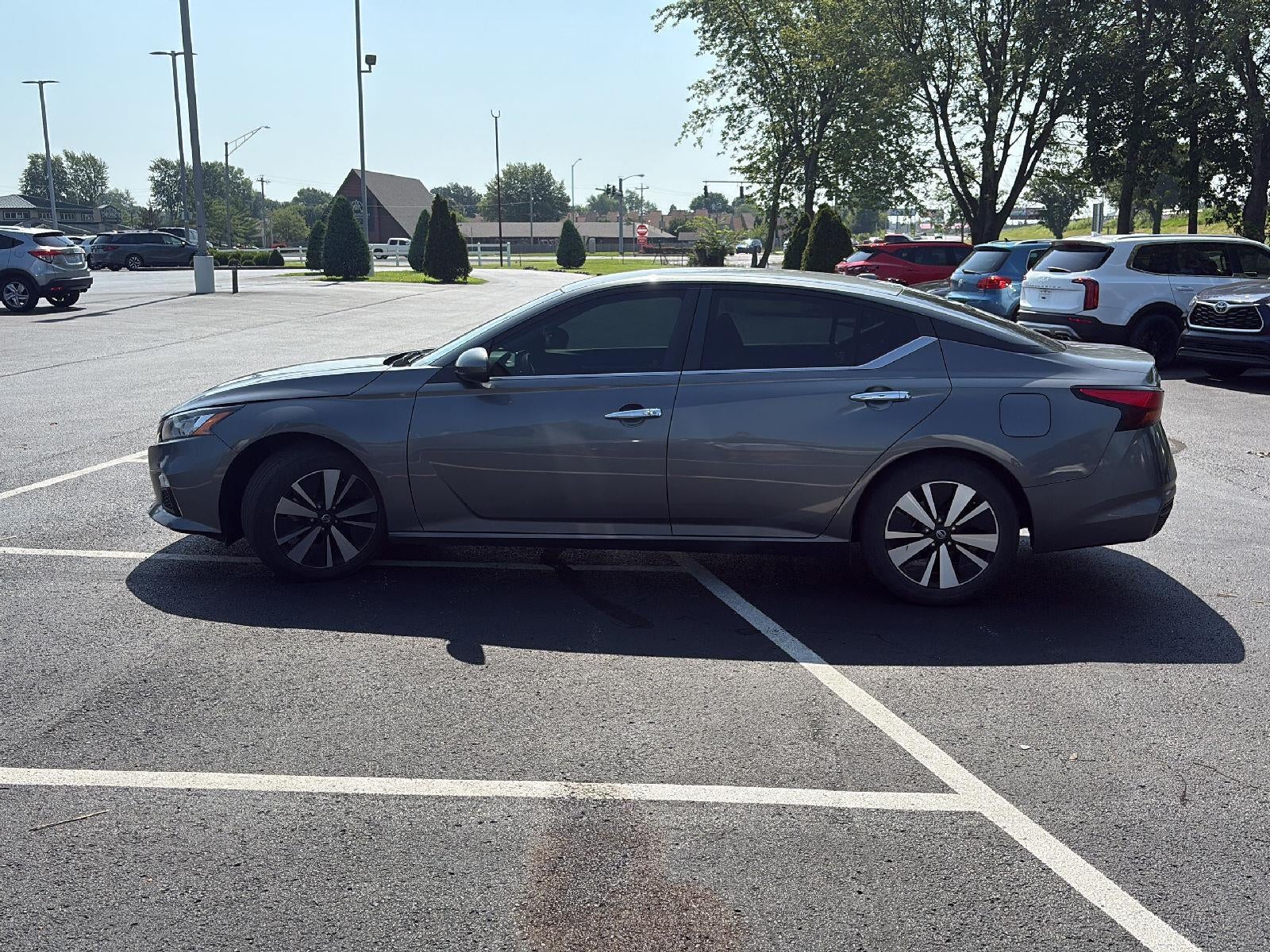 2022 Nissan Altima 2.5 SV