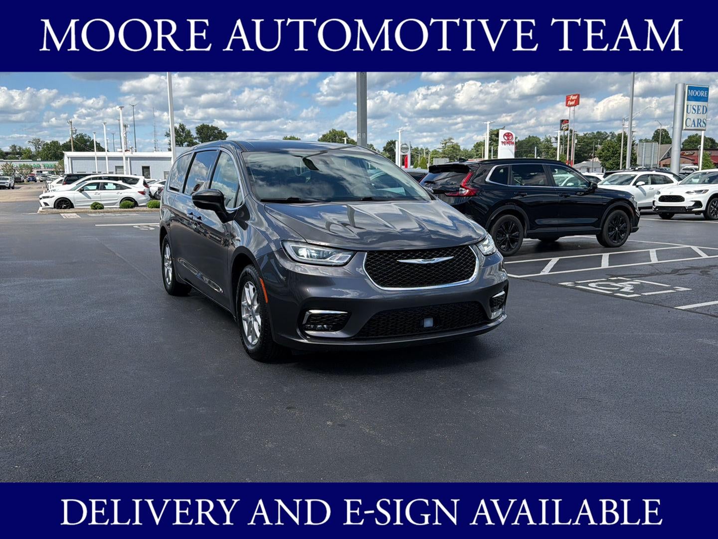 2023 Chrysler Pacifica Touring L