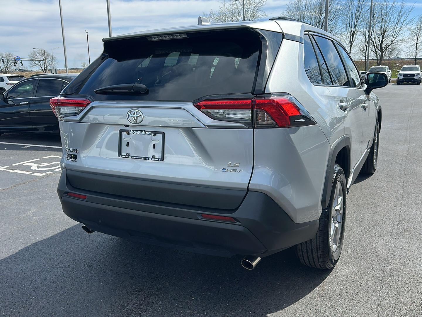 2025 TOYOTA TRUCK RAV4 HYBRID LE