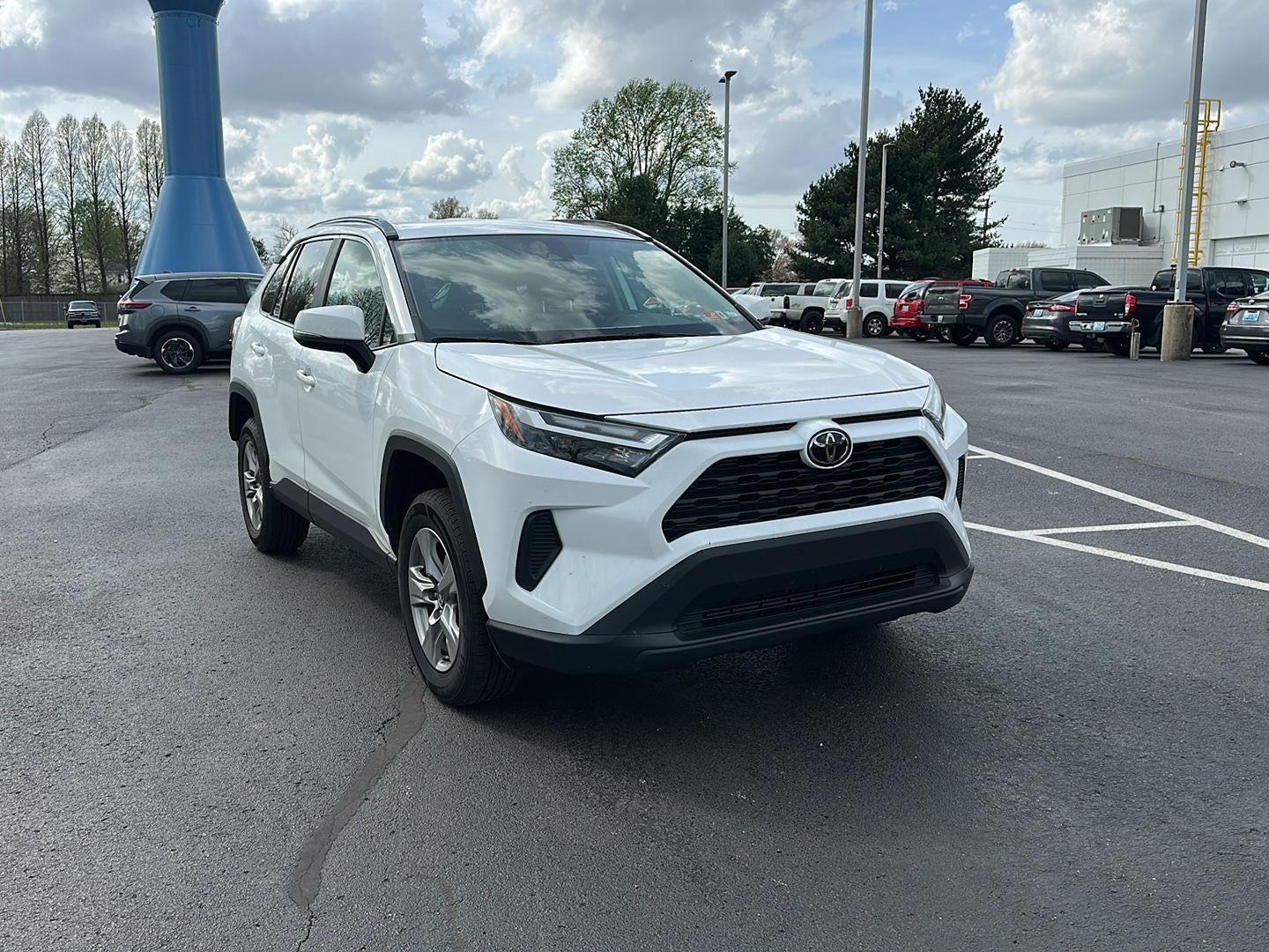 2024 Toyota RAV4 XLE