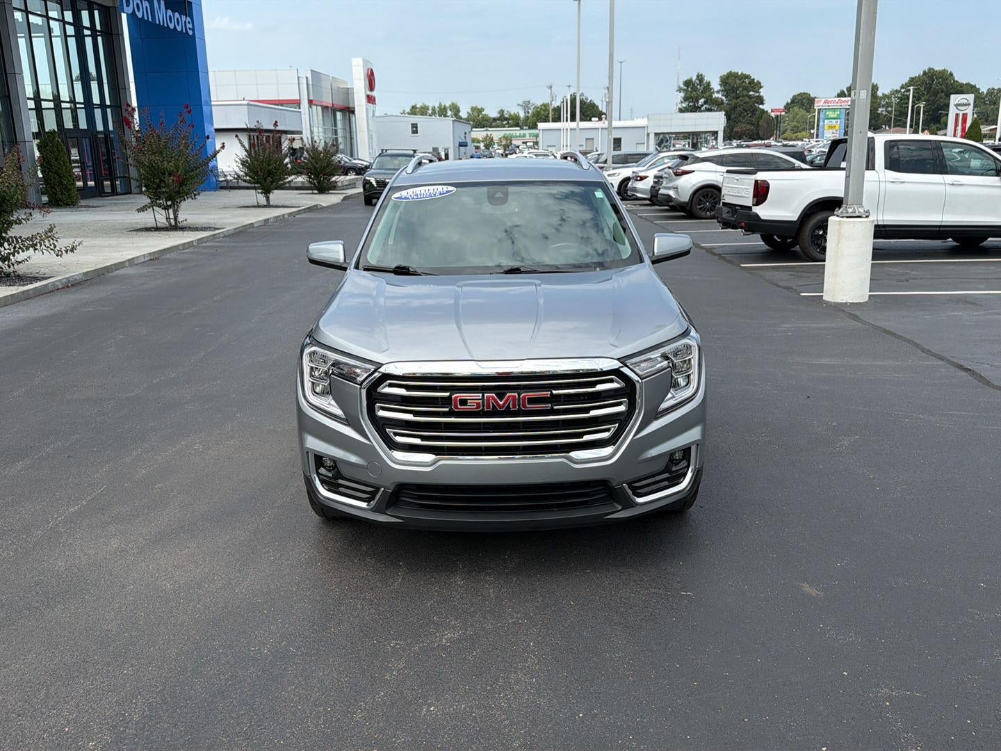 2024 GMC Terrain SLT
