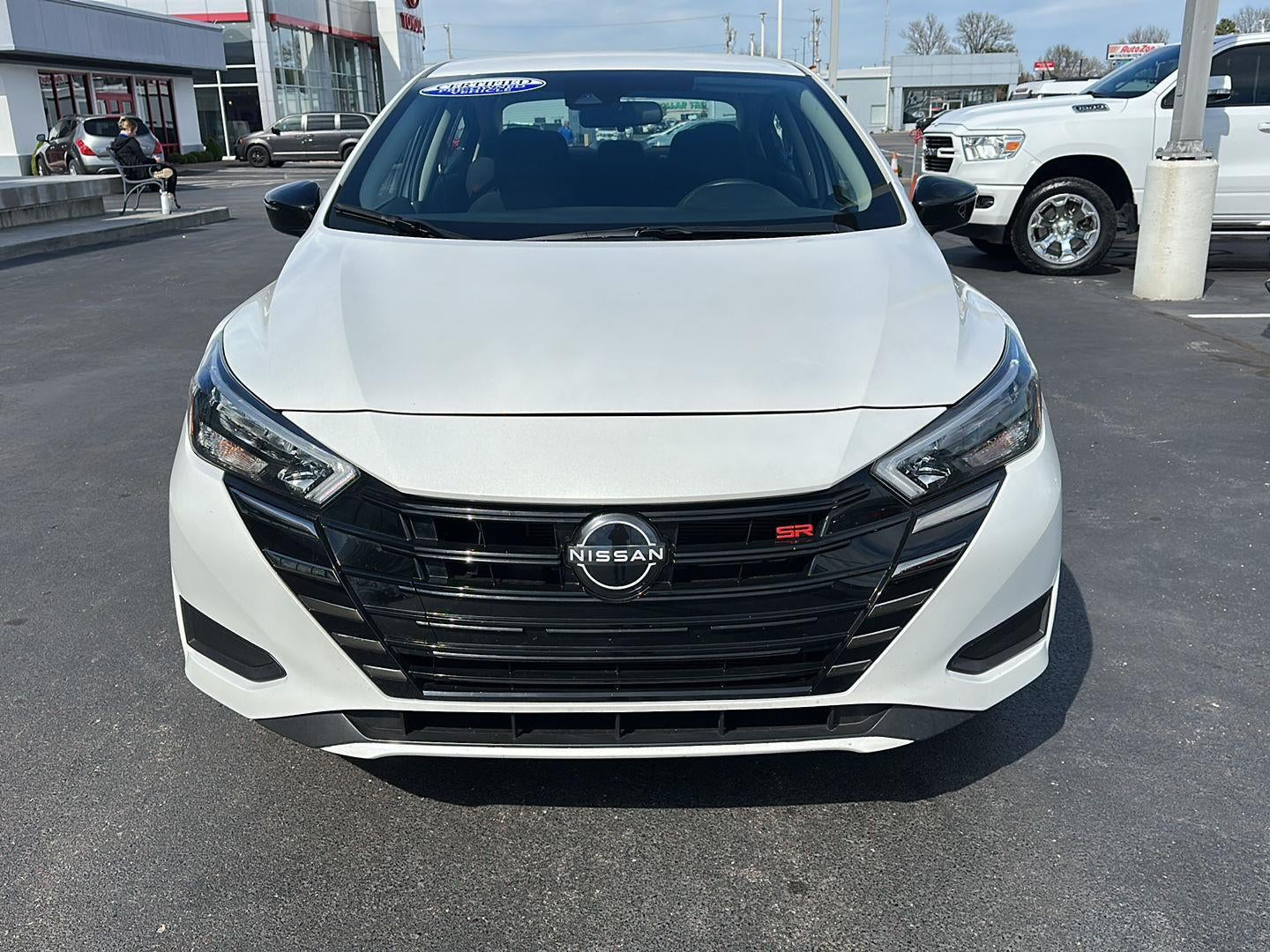 2023 Nissan VERSA SR