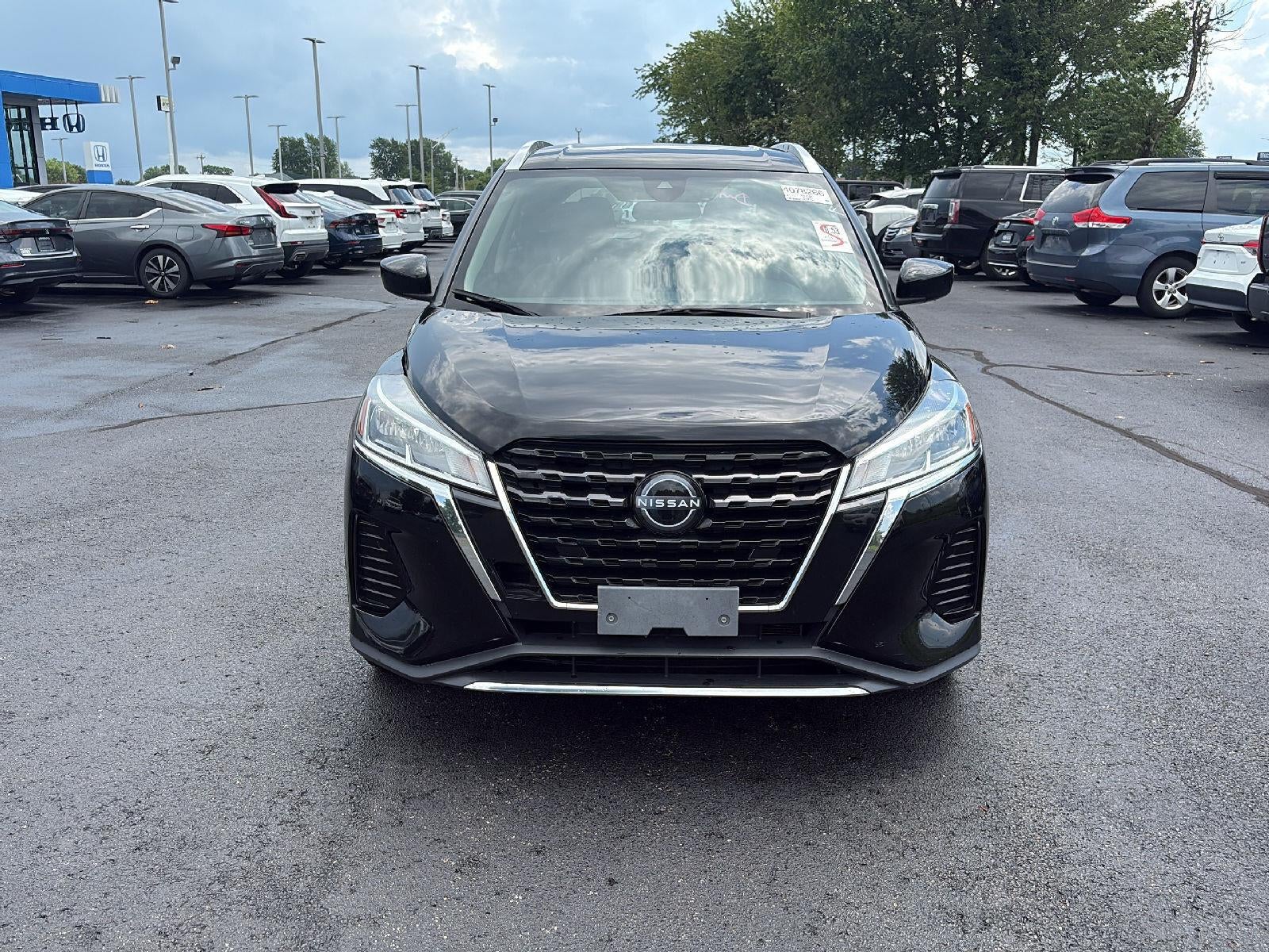 2023 Nissan Kicks SV