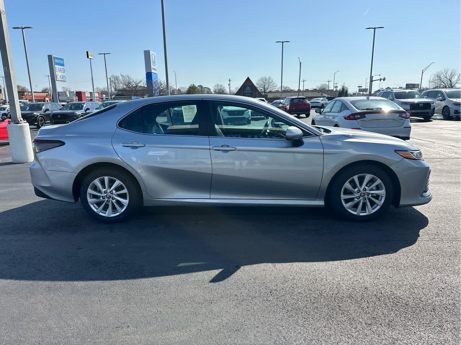 2024 Toyota CAMRY LE