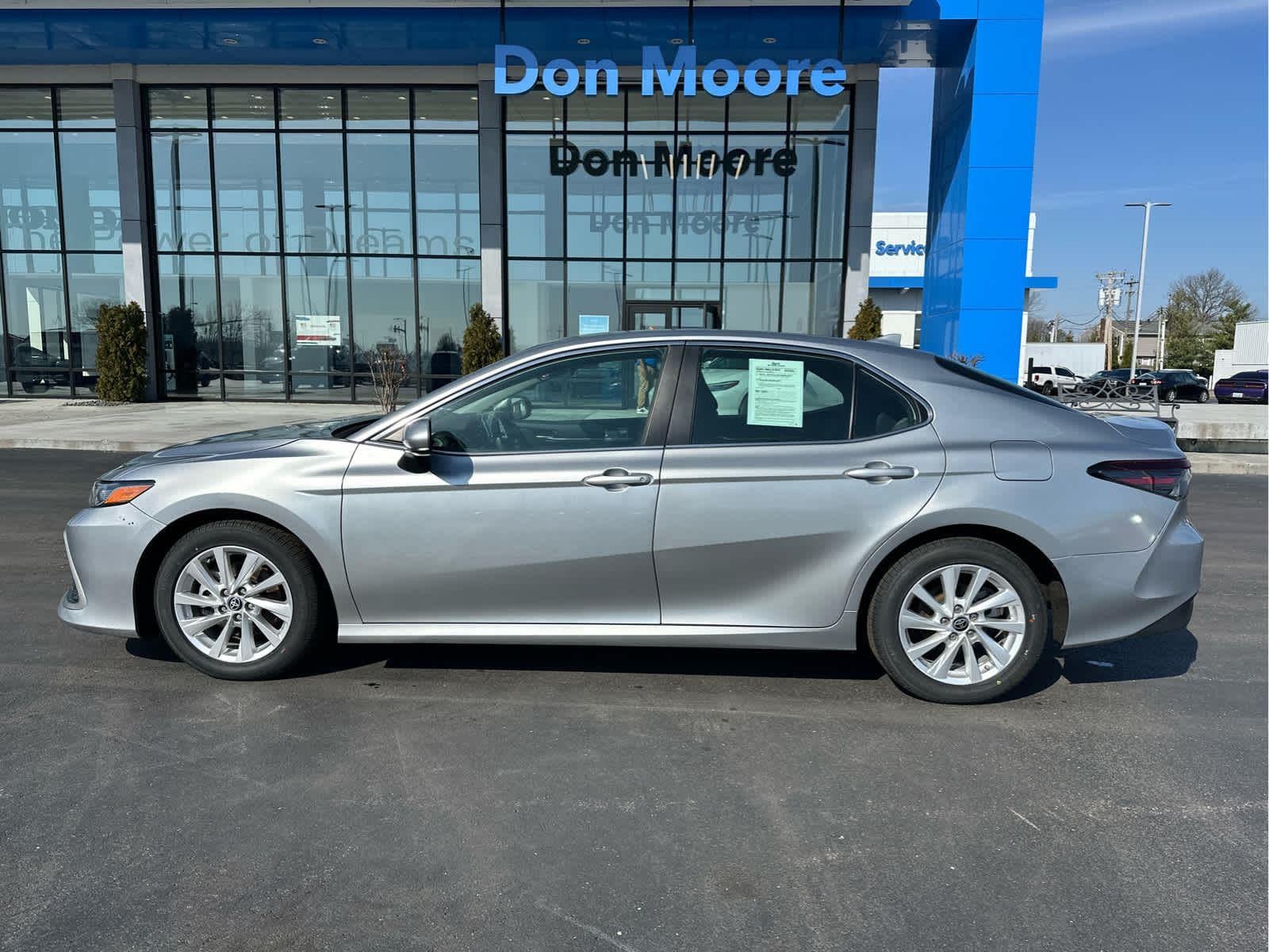 2024 Toyota CAMRY LE