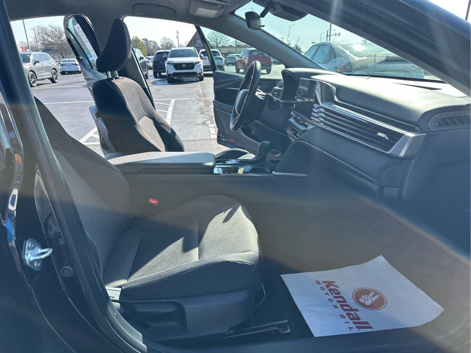 2025 Toyota CAMRY LE