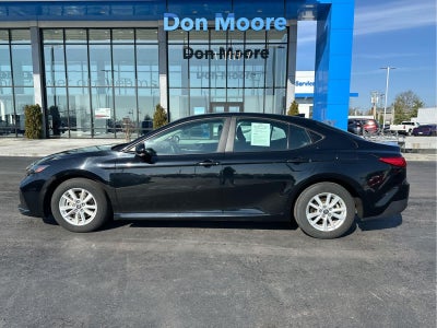 2025 Toyota CAMRY LE
