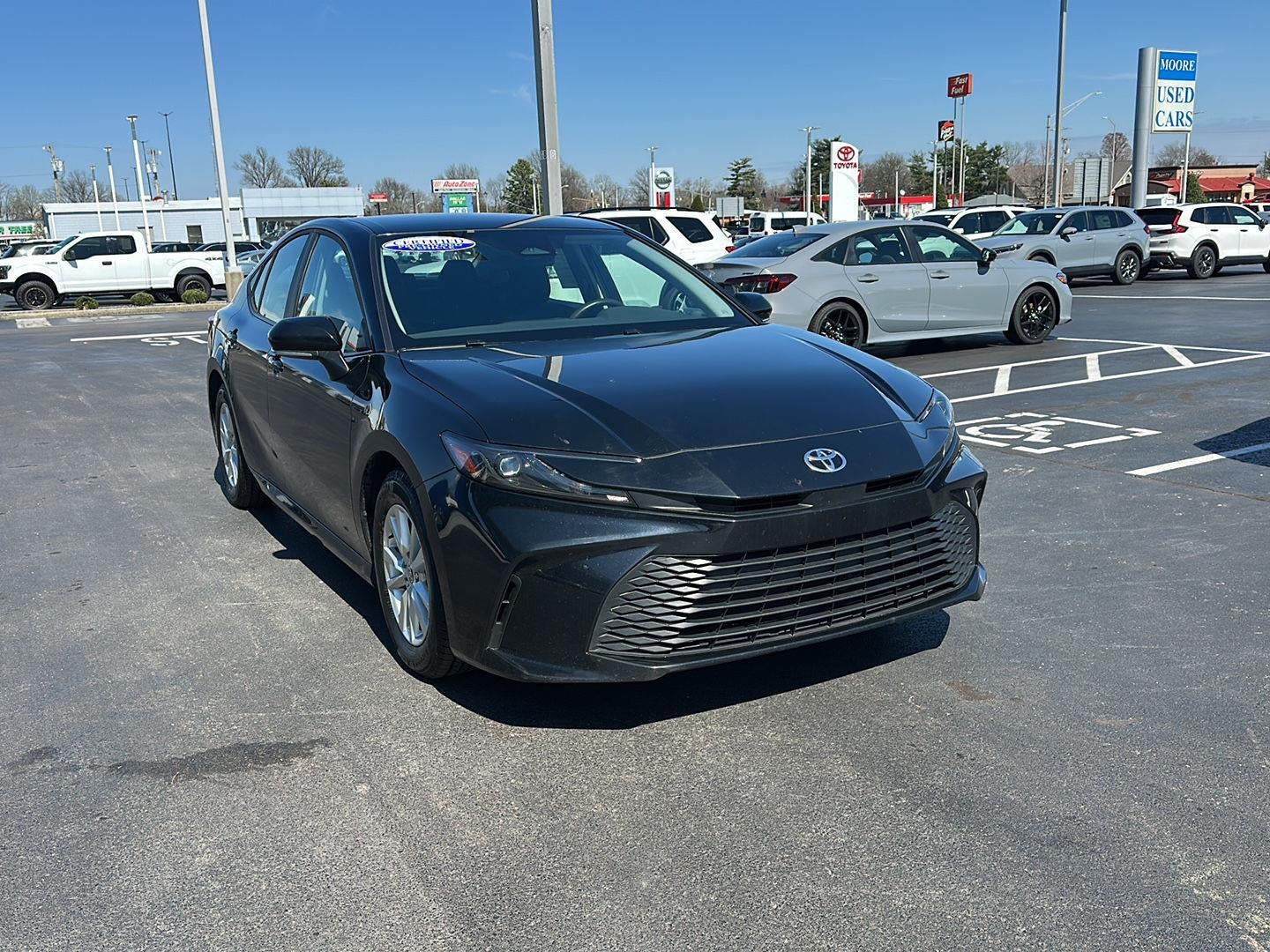 2025 Toyota CAMRY LE