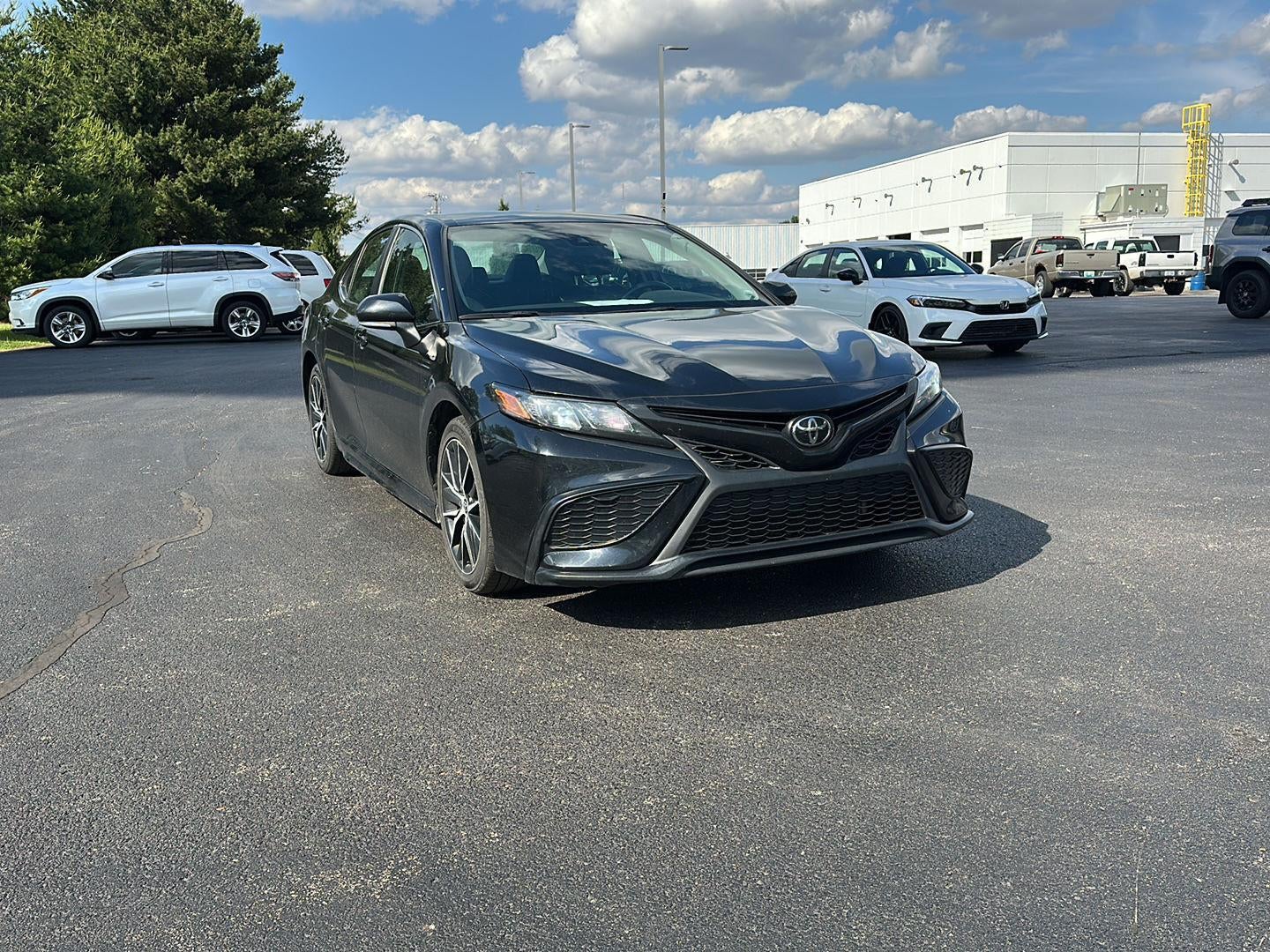 2024 Toyota Camry SE