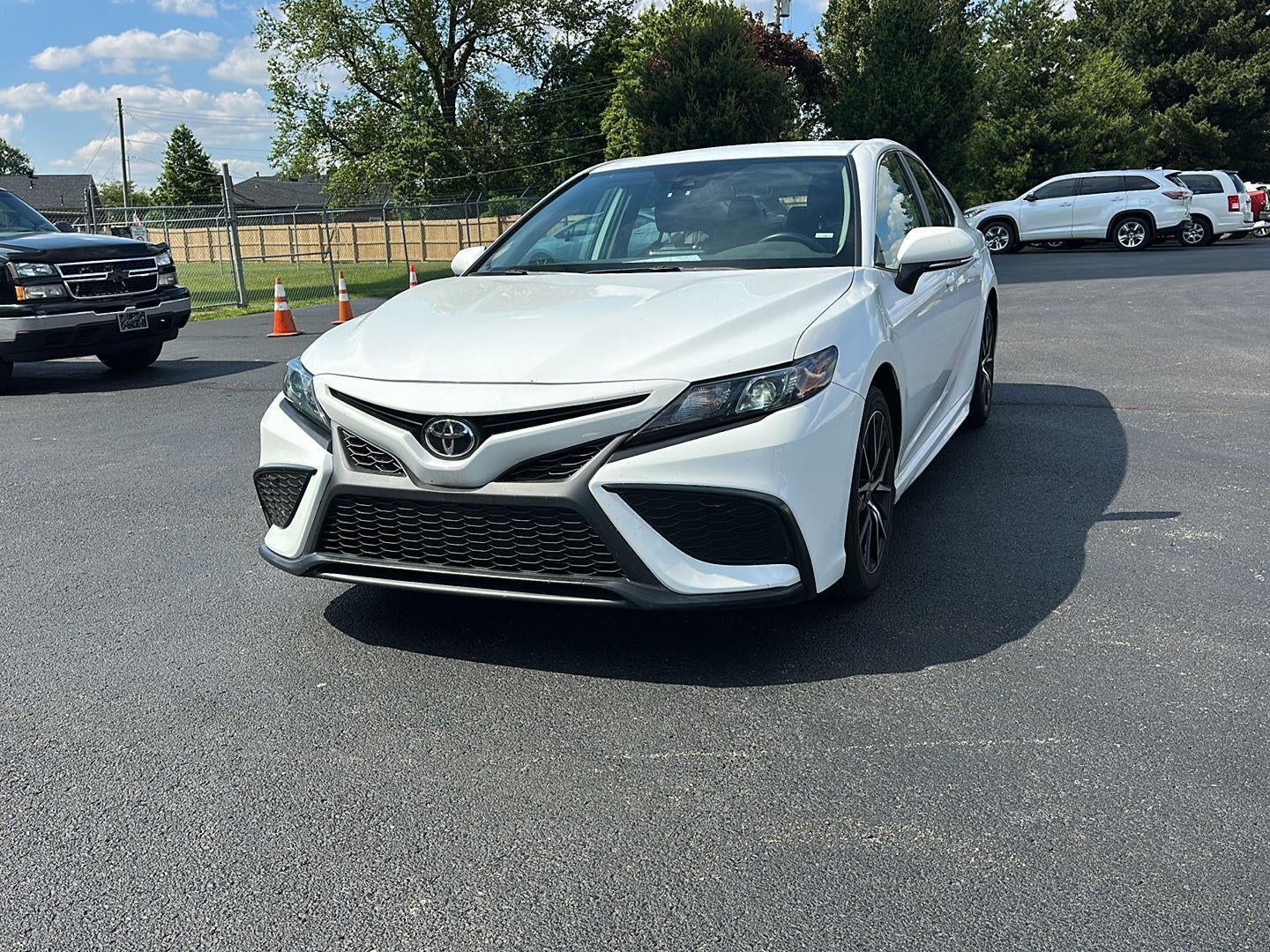2024 Toyota Camry SE