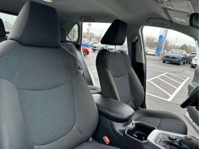 2025 TOYOTA TRUCK RAV4 HYBRID LE