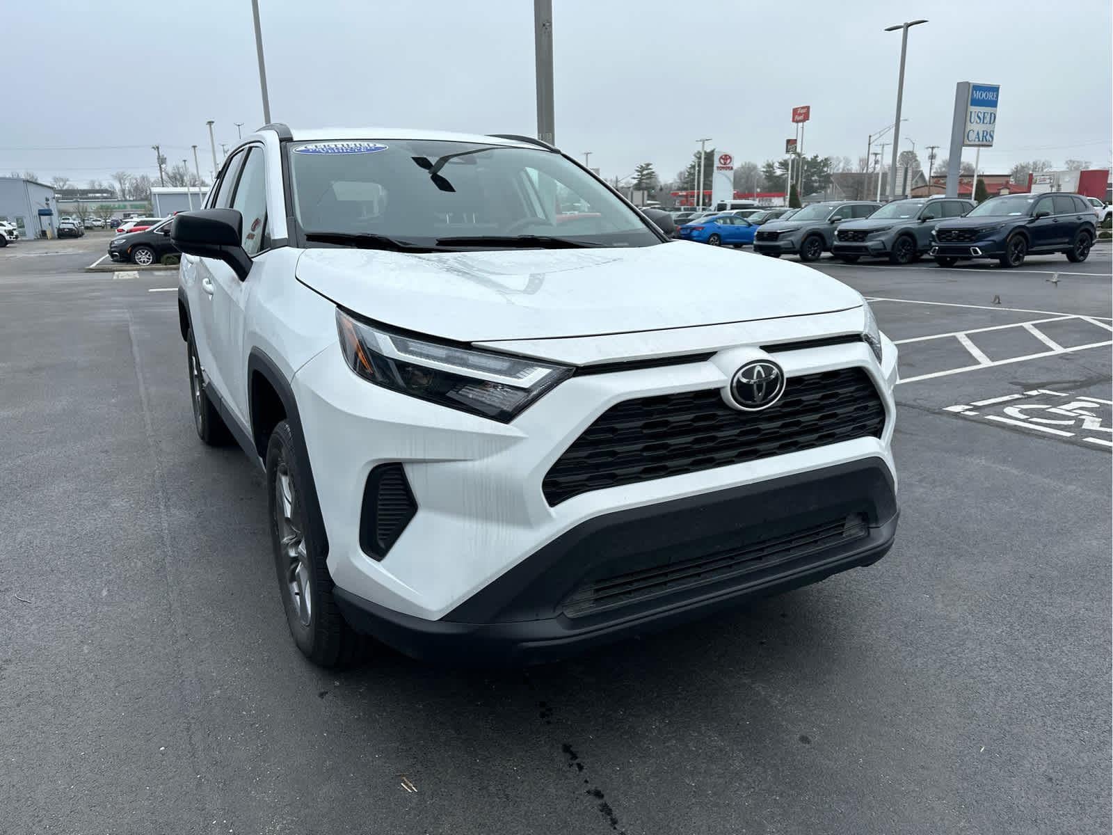 2025 TOYOTA TRUCK RAV4 HYBRID LE