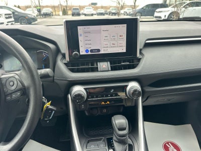 2025 TOYOTA TRUCK RAV4 HYBRID LE