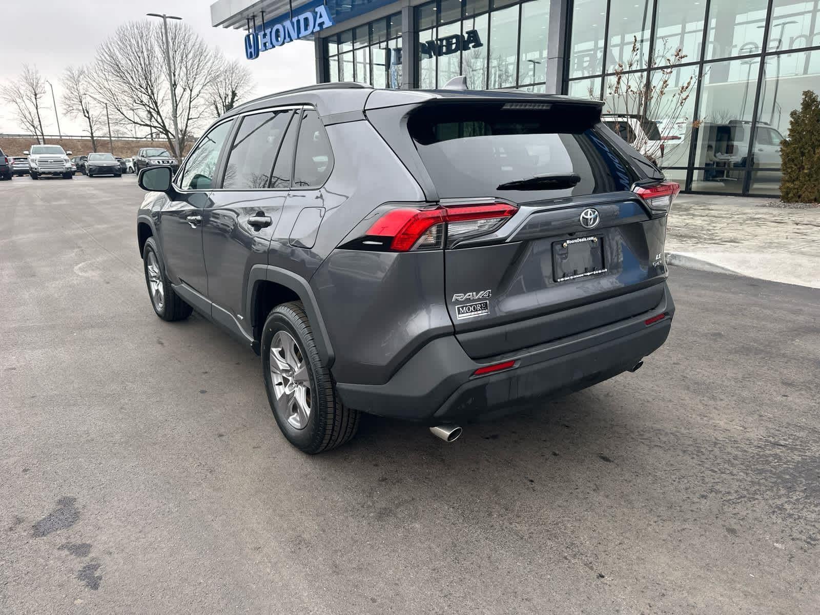 2025 TOYOTA TRUCK RAV4 HYBRID LE