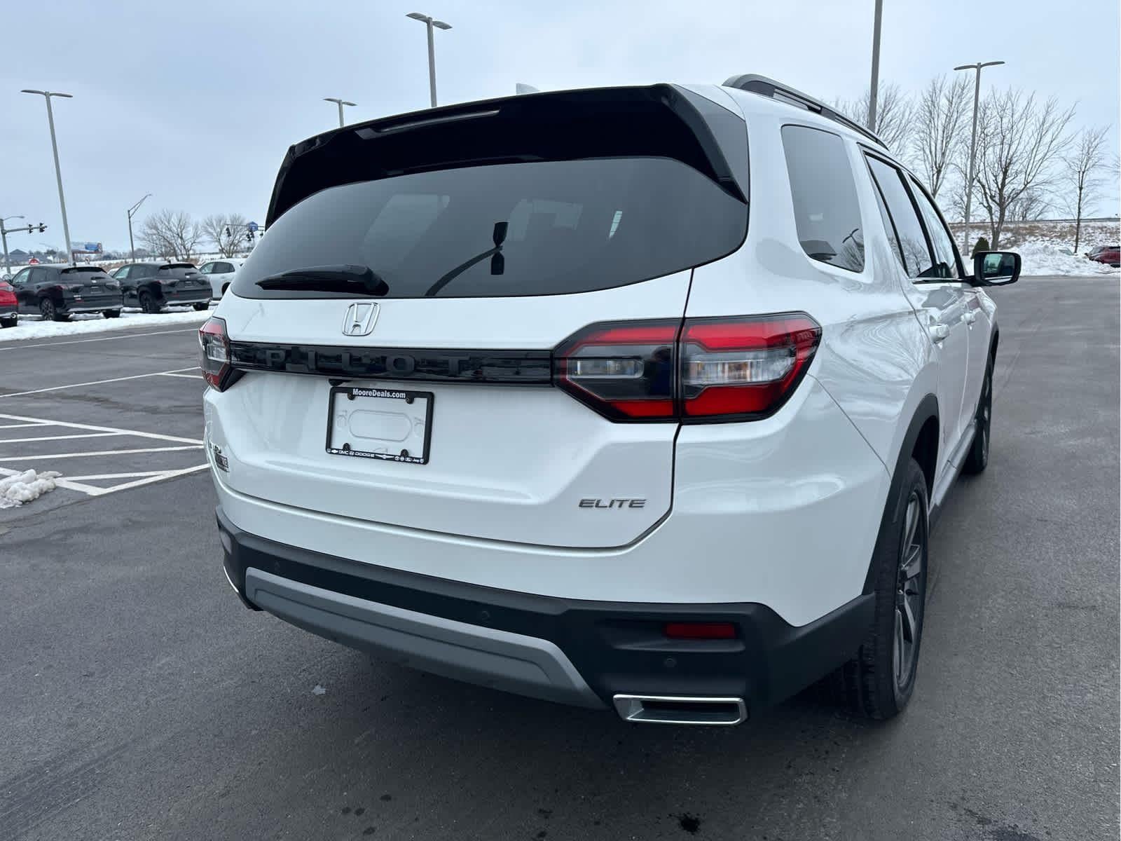 2023 Honda PILOT ELITE