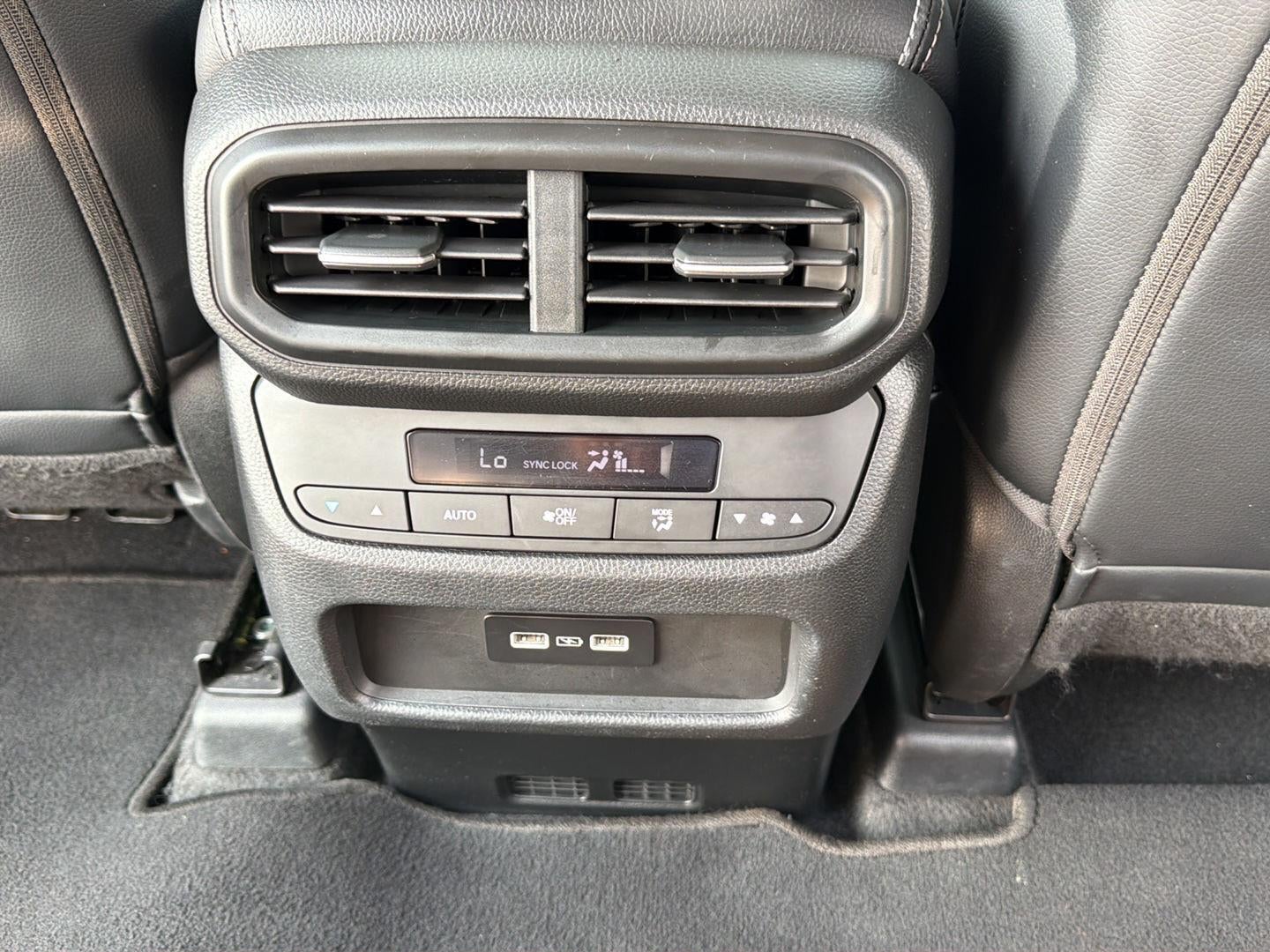 2023 Honda Pilot Touring