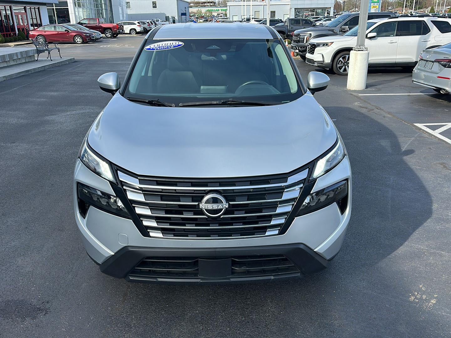 2025 Nissan ROGUE SV