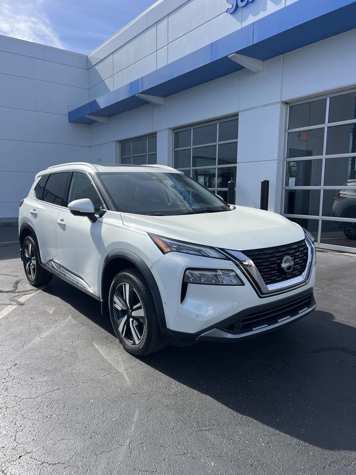 2023 Nissan Rogue SL