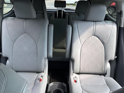 2021 Toyota Highlander Hybrid Platinum
