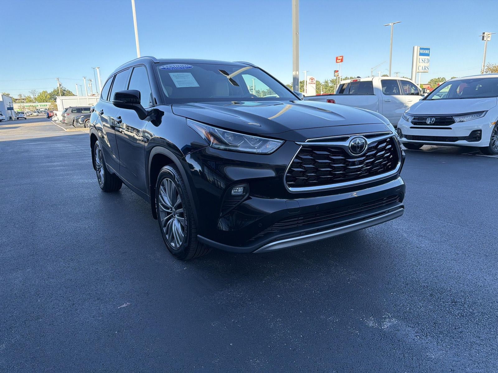 2022 Toyota Highlander Platinum
