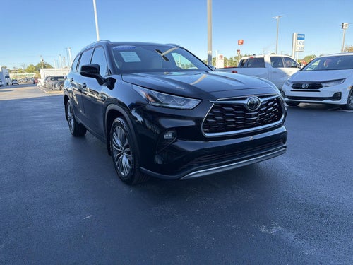 2022 Toyota Highlander Platinum