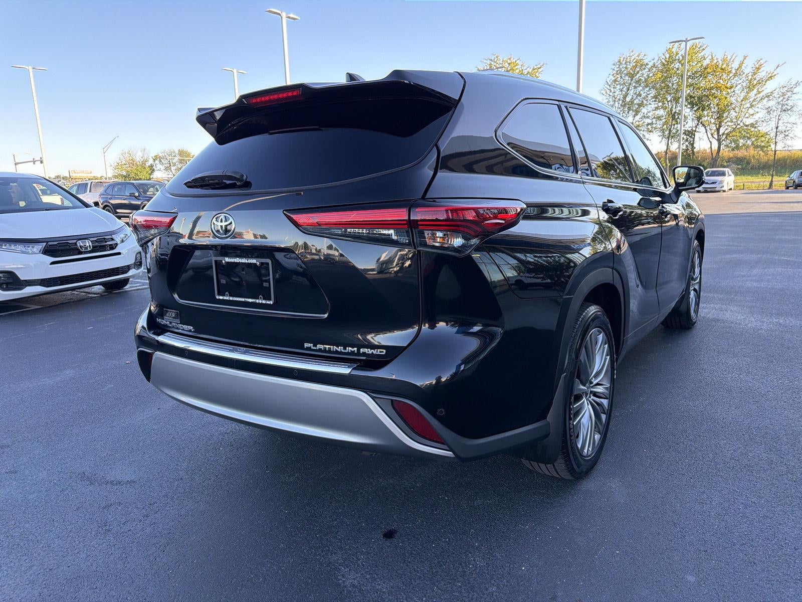 2022 Toyota Highlander Platinum