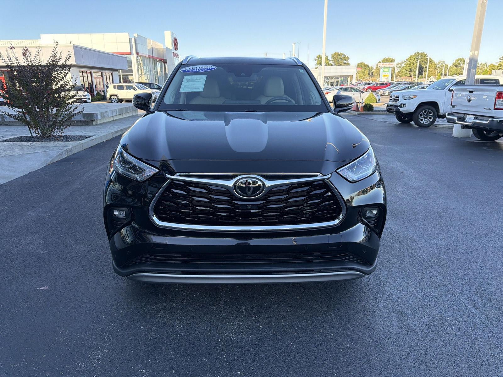 2022 Toyota Highlander Platinum