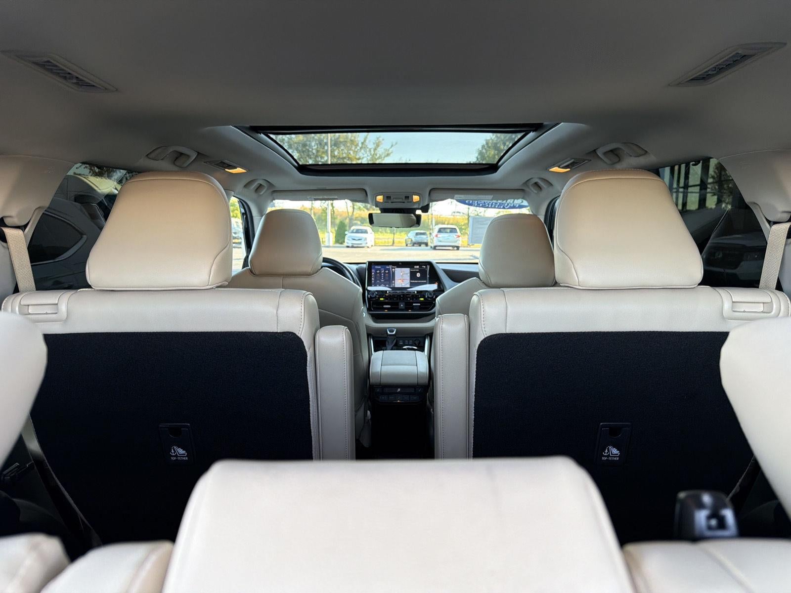 2022 Toyota Highlander Platinum