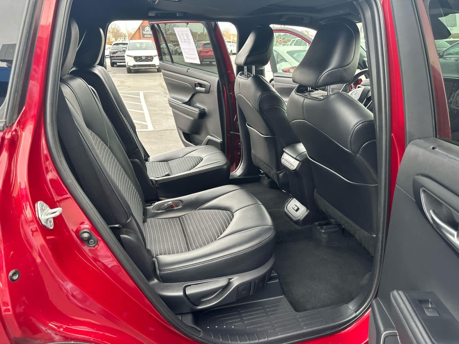 2021 TOYOTA TRUCK HIGHLANDER XSE