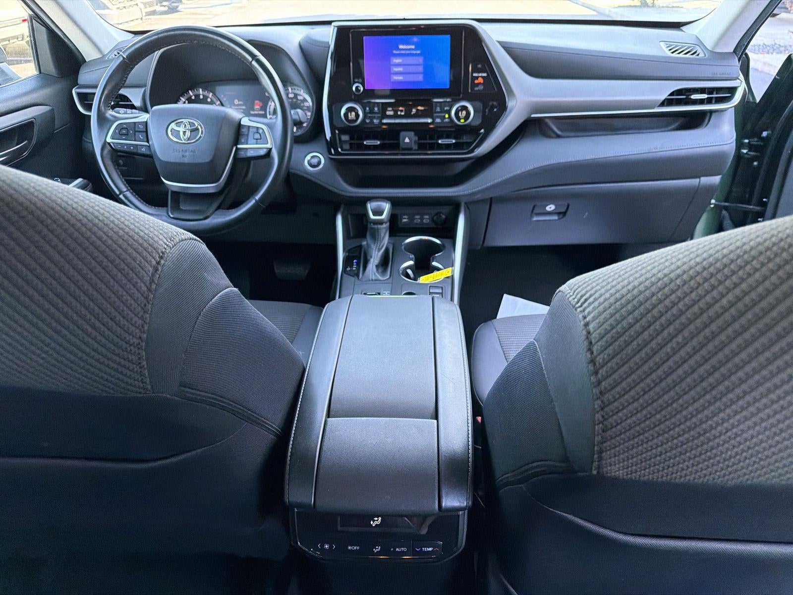 2023 Toyota Highlander LE