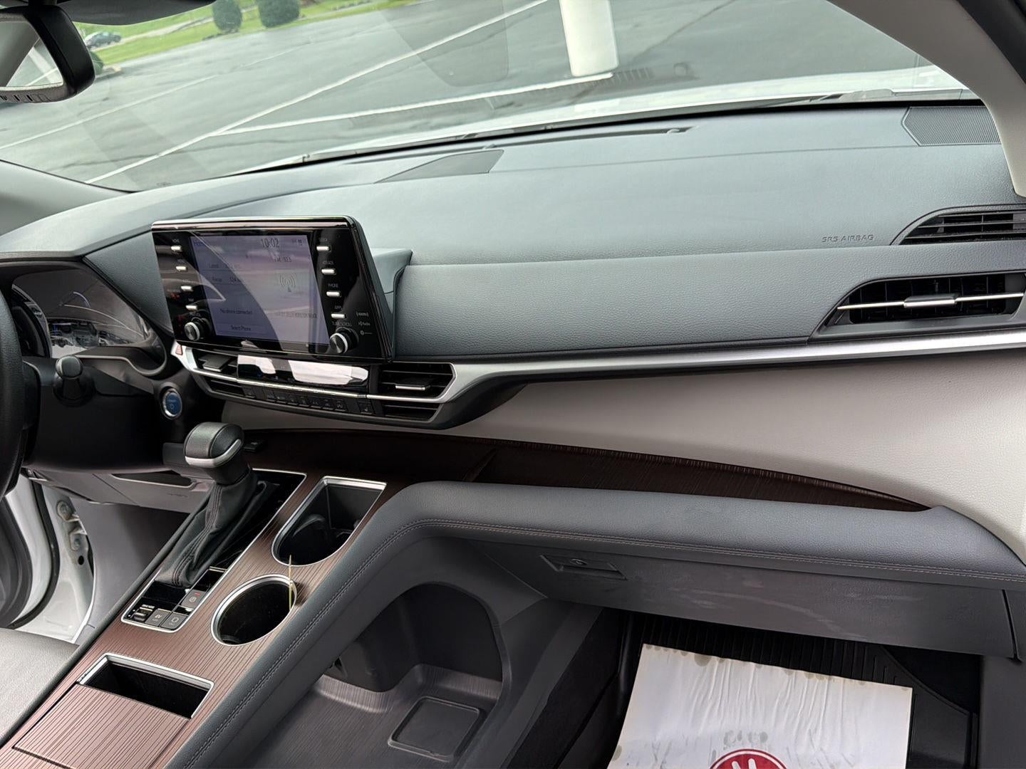 2024 Toyota Sienna XLE