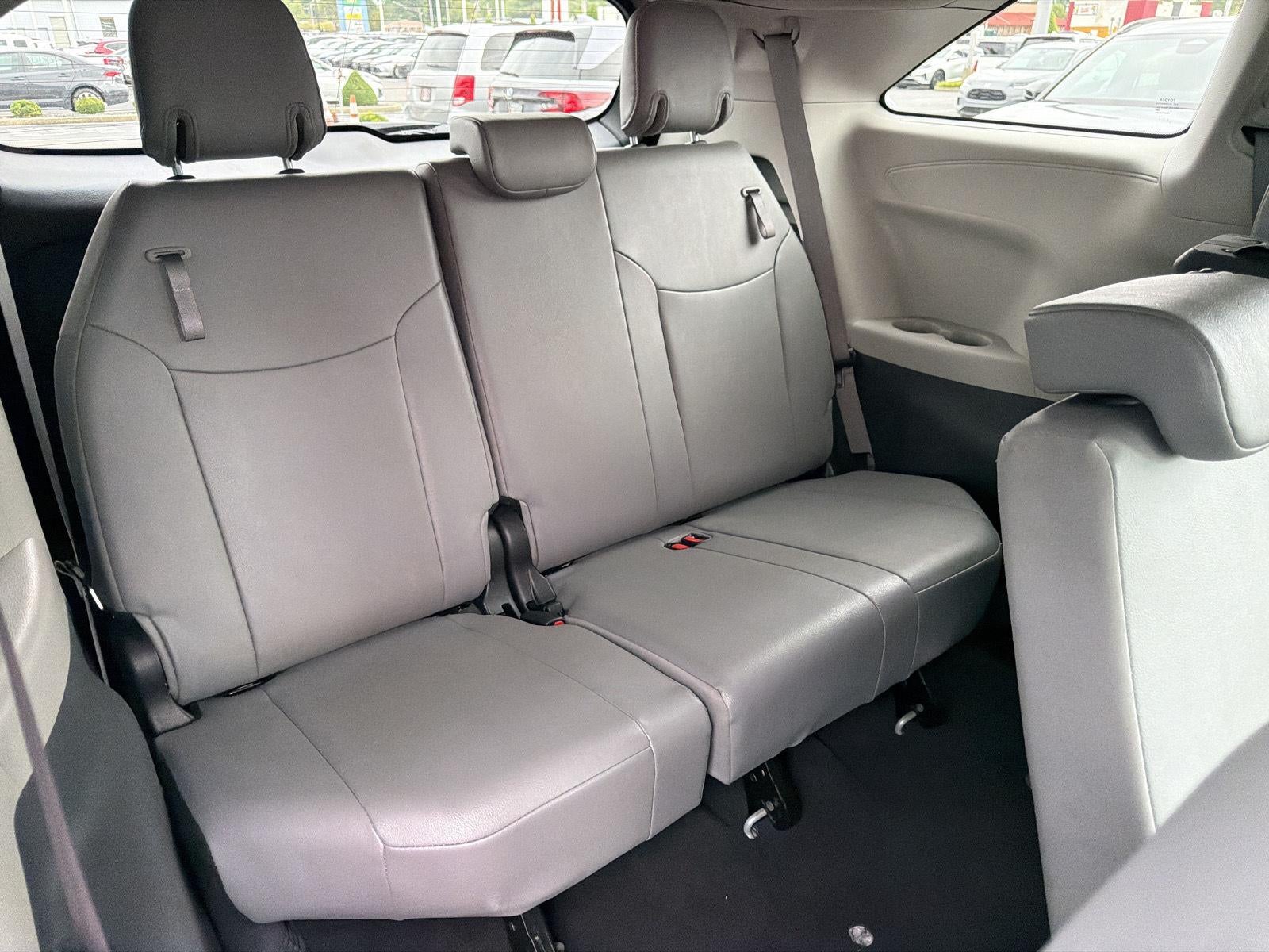 2024 Toyota Sienna XLE