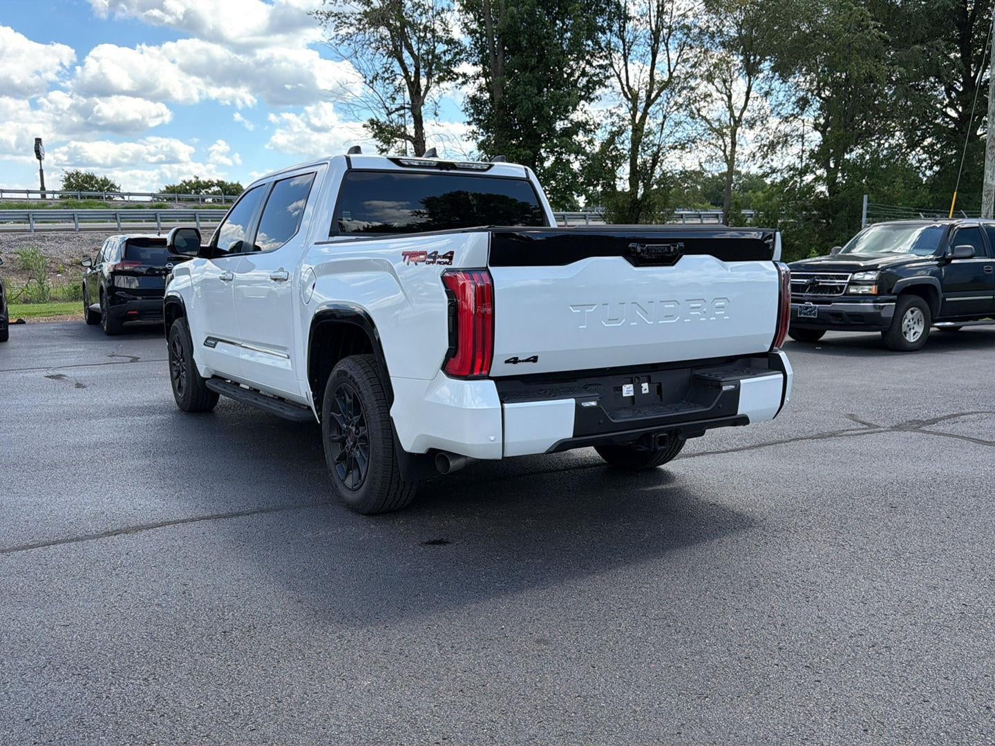2025 TOYOTA TRUCK TUNDRA 4WD PLATINUM